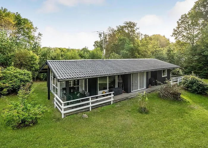 Three-bedroom In 別荘 *