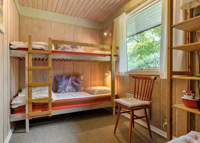 Three-bedroom In * Glesborg